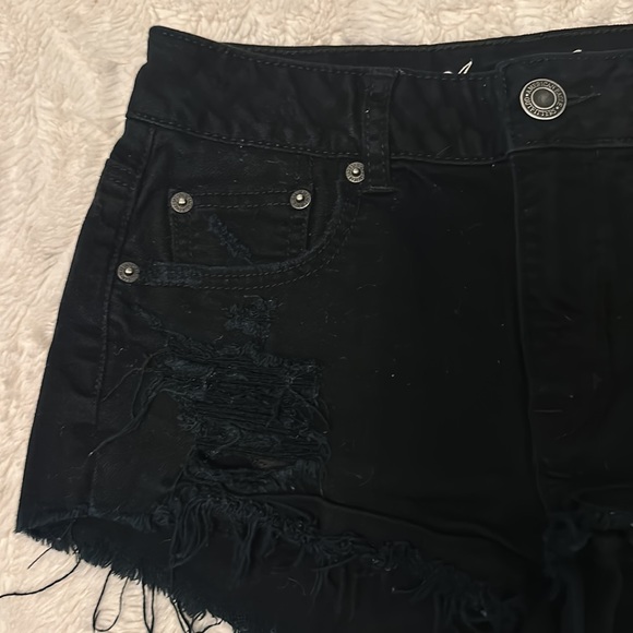 AE Distressed Shorts - Picture 2 of 4
